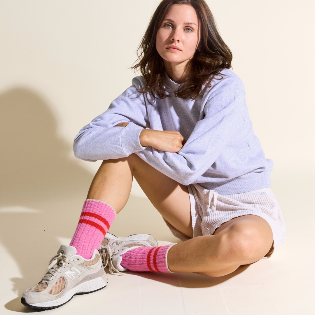 Dicke Stricksocken aus Wolle in Pink