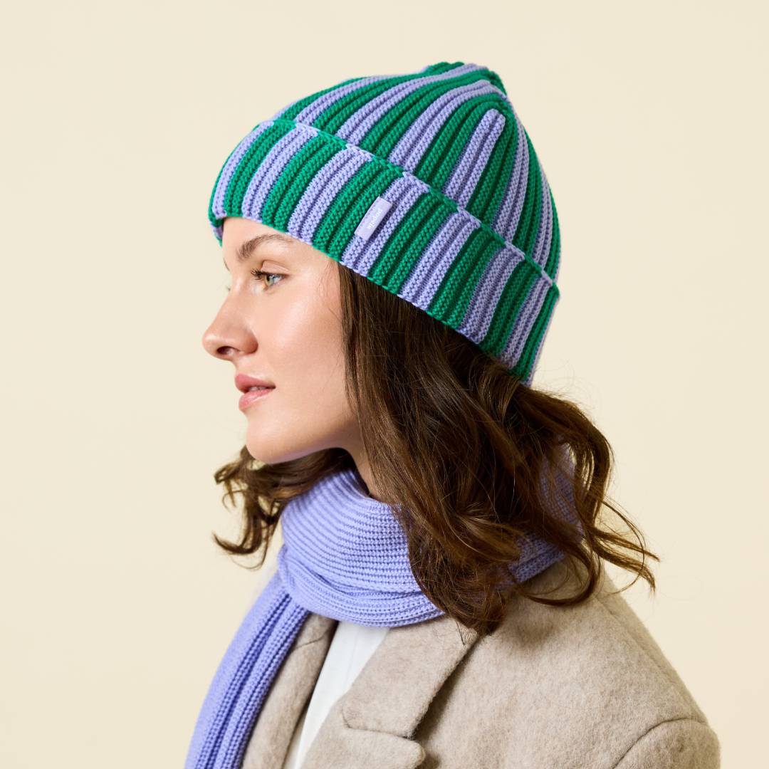Special Beanie aus Merinowolle - Lila/Grün