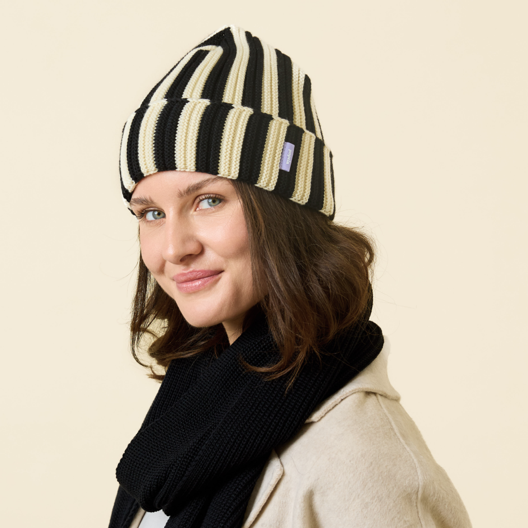 Special Beanie aus Merinowolle - Schwarz/Weiß