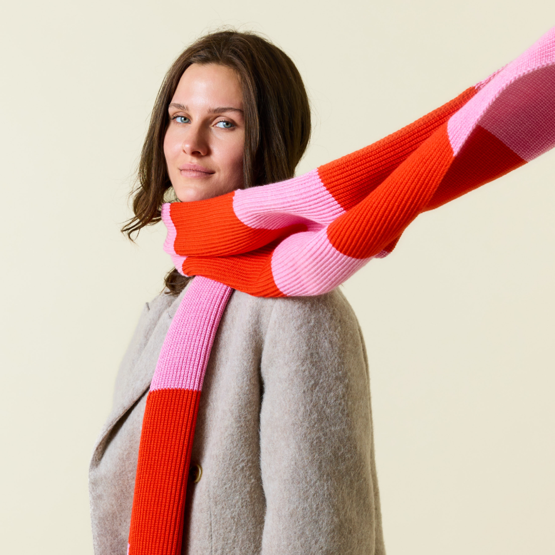 Gestreifter Schal aus Merinowolle - Pink/Rot