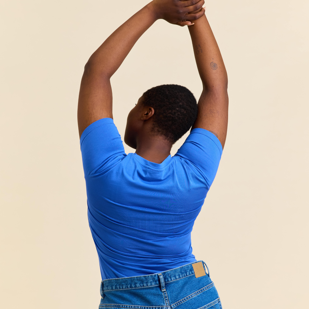 Tight T-Shirt aus Bio-Baumwolle in Königsblau