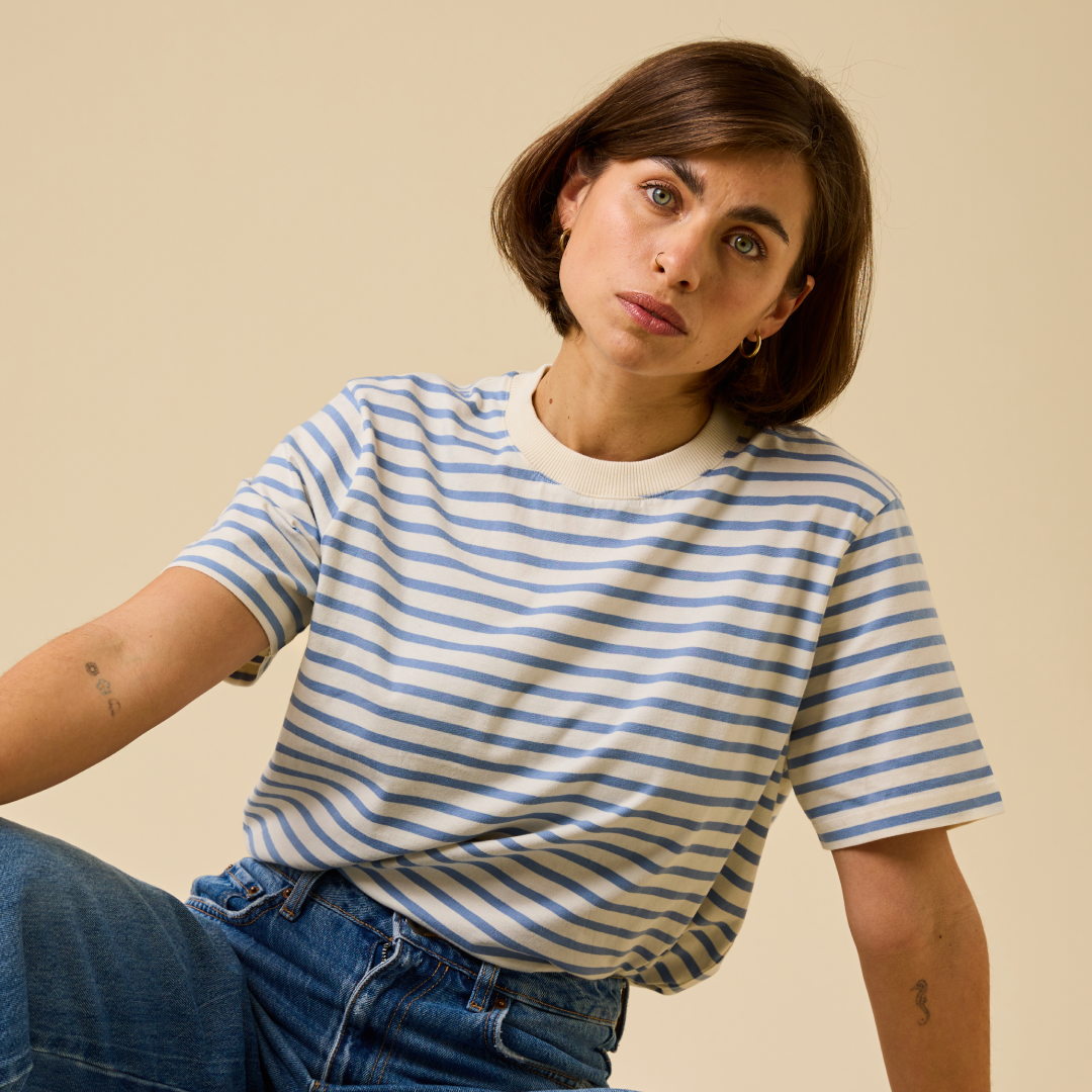 T-Shirt Gestreift aus Bio-Baumwolle in Eisblau/Off-White