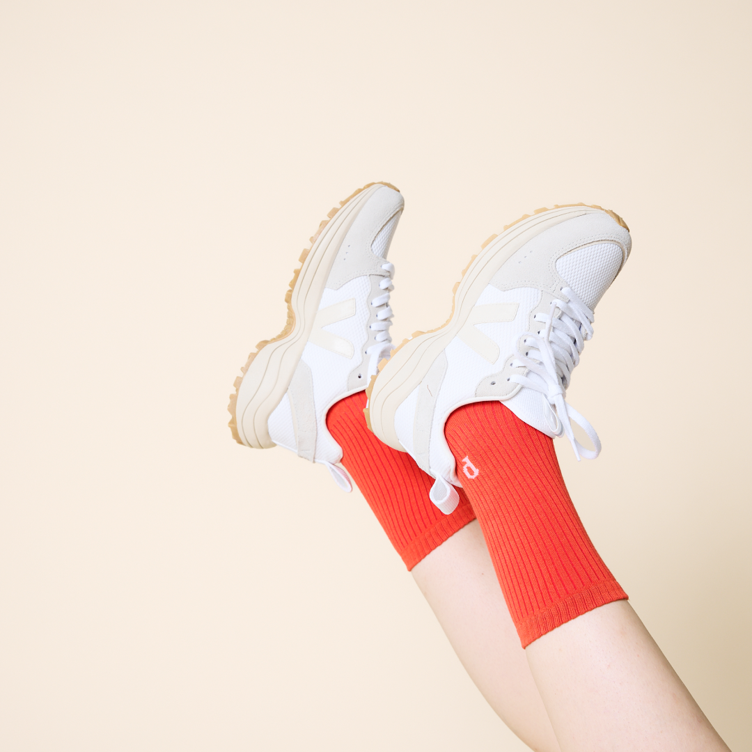 Gemischtes Set: Bunte & Weiße Socken aus Bio-Baumwolle