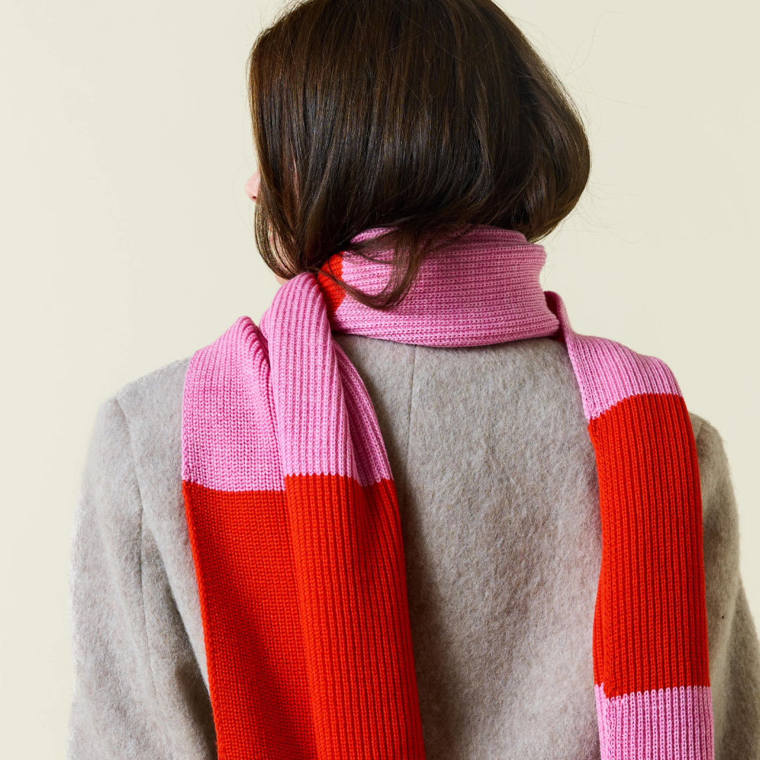 Beanie & gestreifter Schal im Set - Rot