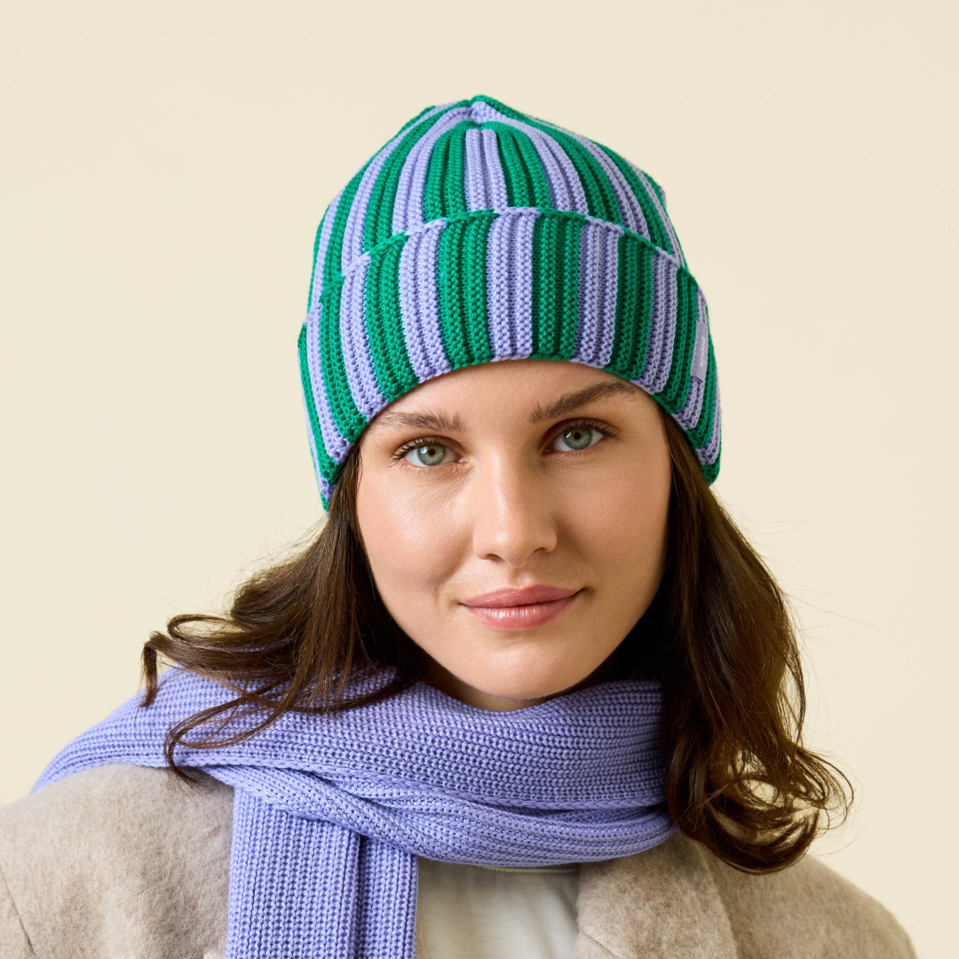 Special Beanie aus Merinowolle - Lila/Grün