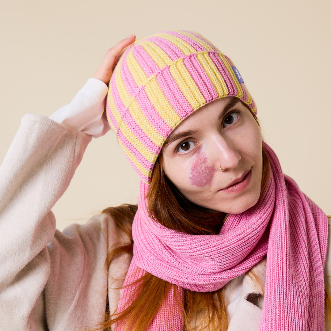 Special Beanie aus Merinowolle - Hellgelb/Pink