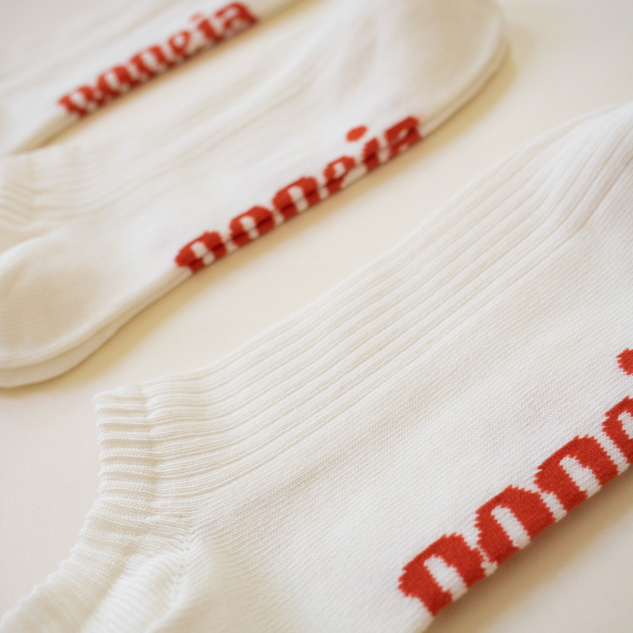 The Casual - Organic Cotton Sneaker Socks in Off-White
