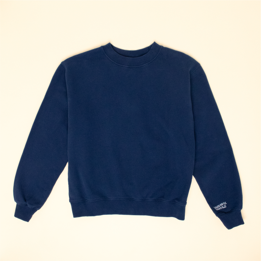 Kindness Sweater aus Bio-Baumwolle in Dunkelblau (Washed)