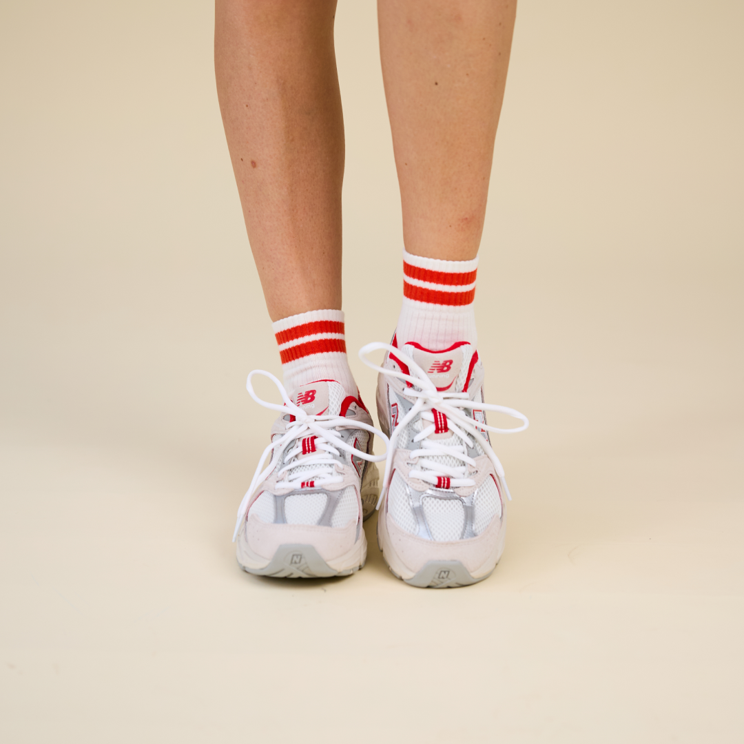 The Tennis - Organic Cotton Ankle Socks with Red Stripes