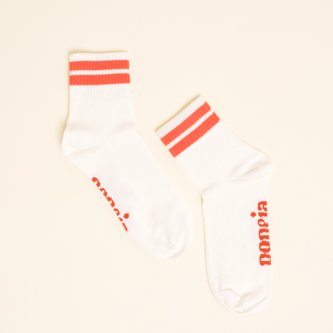 ‍The Tennis - Ankle Socken aus Bio-Baumwolle mit popeia roten Streifen (100% off)