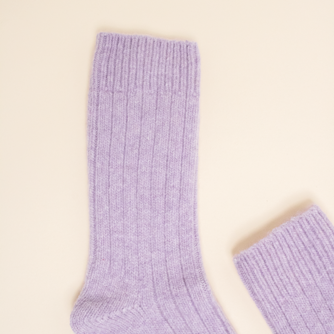 Knitted wool socks in Lilac